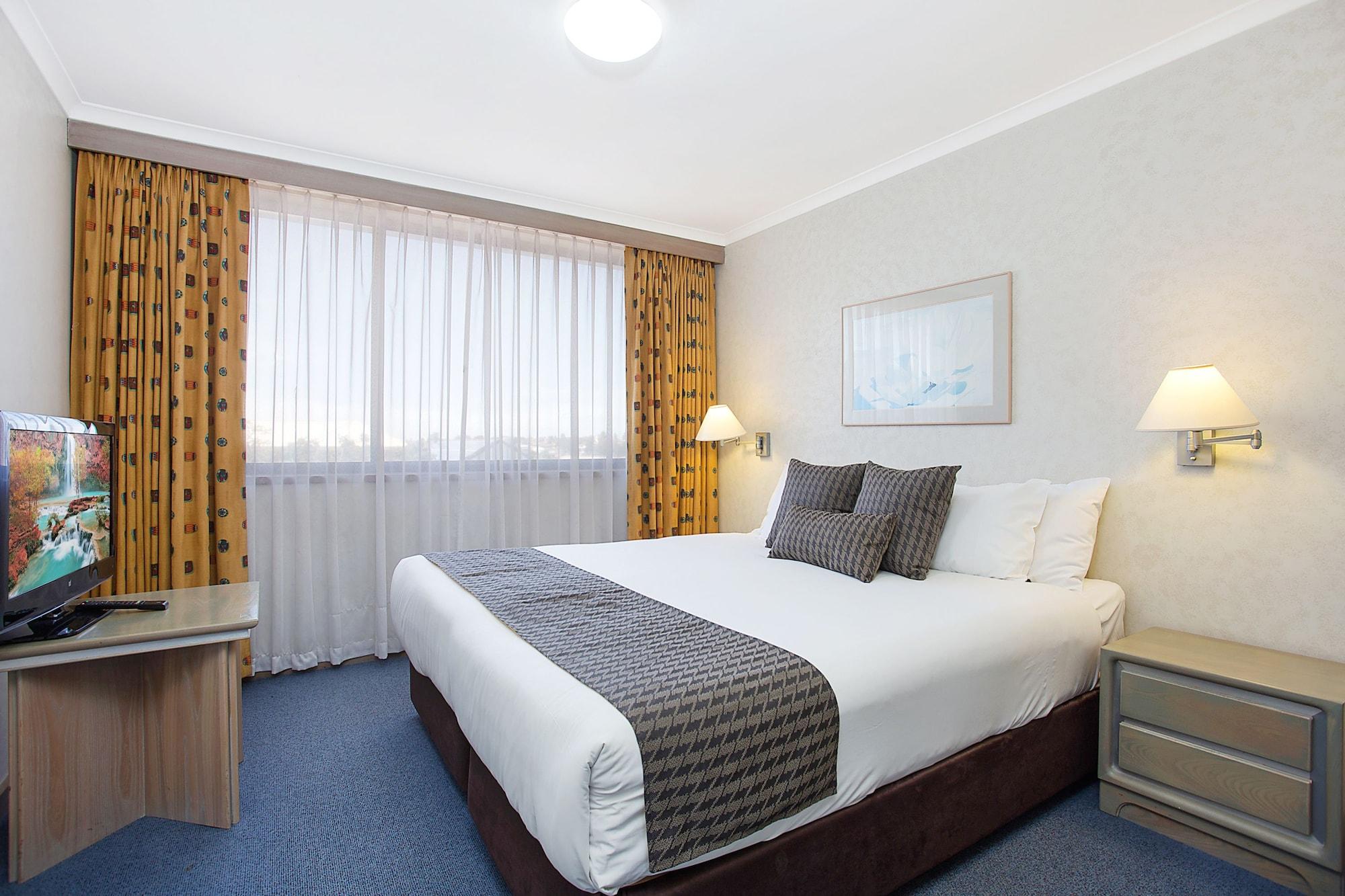 Mid City Motel Warrnambool Exterior photo