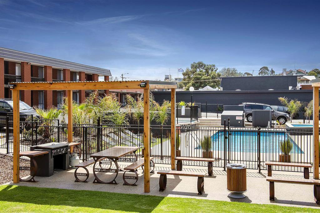 Mid City Motel Warrnambool Exterior photo